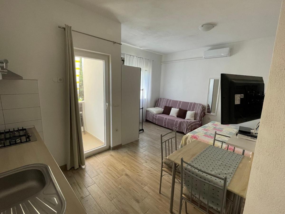 Apartmani Jasminka Водице Екстериор снимка