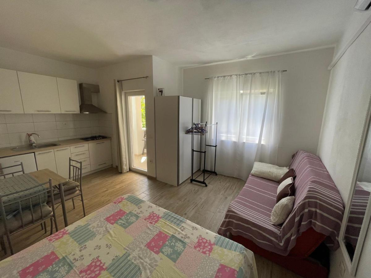 Apartmani Jasminka Водице Екстериор снимка